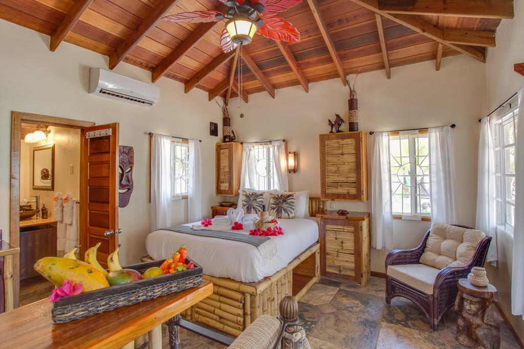 Caribbean Beach Cabanas Placencia エクステリア 写真