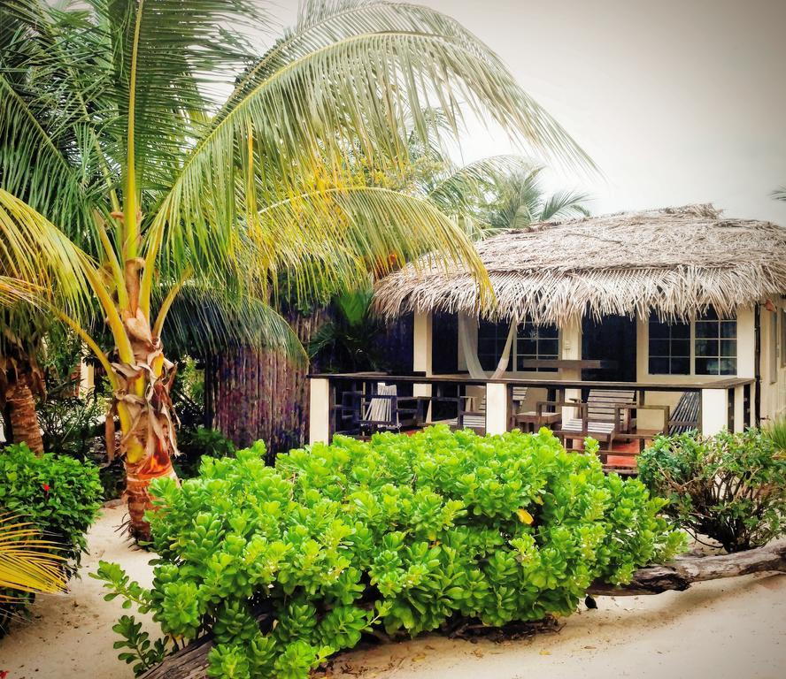 Caribbean Beach Cabanas Placencia エクステリア 写真