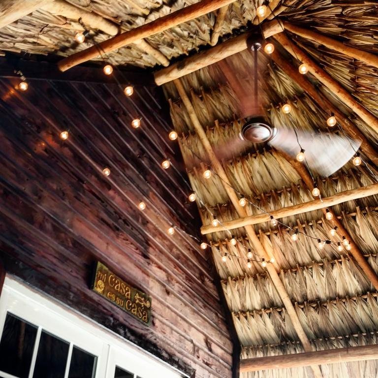 Caribbean Beach Cabanas Placencia エクステリア 写真