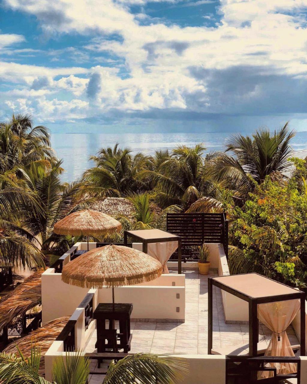 Caribbean Beach Cabanas Placencia エクステリア 写真