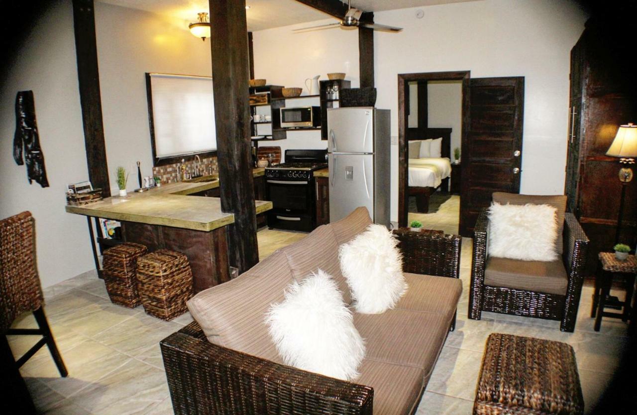 Caribbean Beach Cabanas Placencia エクステリア 写真